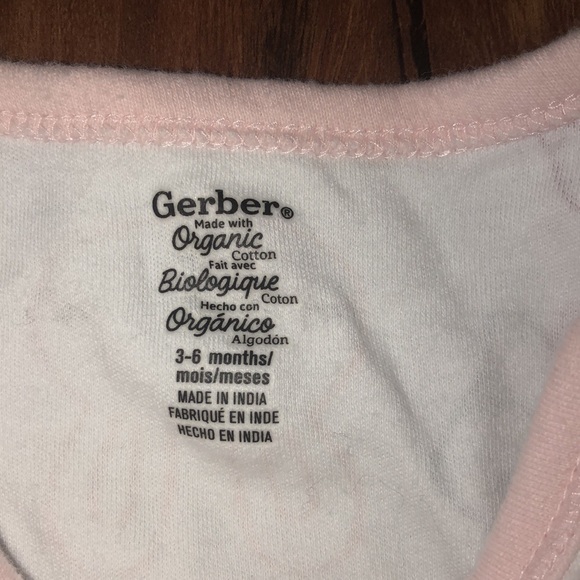 Gerber 3-6 month onesie - Picture 3 of 4